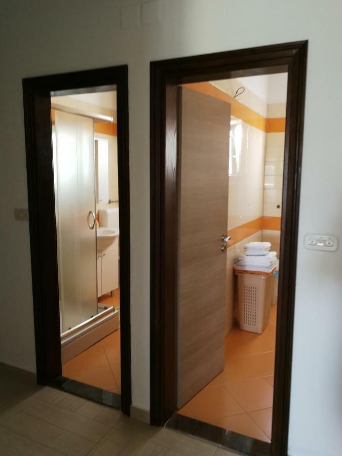 Apartments N&M Sukošan Kültér fotó