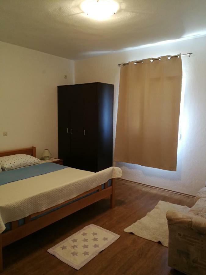 Apartments N&M Sukošan Kültér fotó